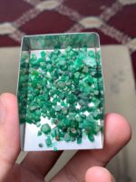 43.20 ct Panjshir Emerald Rough Lot – Flat Crystal Parcel with Strong Cutting Potential - Image 3