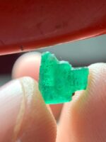 Grace in Every Facet: 1.62ct Emerald Crystal from Swat Valley - Image 4