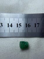 Rare 3.00 ct Emerald Crystal from Swat Valley – Natural Beauty in 8.73x7.51x6.15mm - Image 8