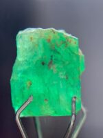 Rare 3.00 ct Emerald Crystal from Swat Valley – Natural Beauty in 8.73x7.51x6.15mm - Image 9