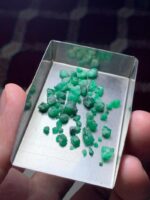 The Emerald of Swat: A 20.80-Carat Rough Gemstone with Natural Grace - Image 4