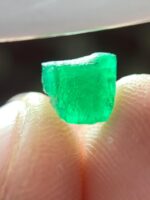 Natural Elegance: 1.41 Carat Emerald Crystal from Swat Valley, Pakistan - Image 4