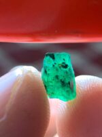 The Subtle Elegance of a 1.75 ct Panjshir Emerald Crystal - Image 10