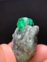 Exploring the Magnificence of an 82.65ct Emerald Specimen: A Swat Valley Treasure - Image 4