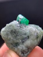 Exploring the Magnificence of an 82.65ct Emerald Specimen: A Swat Valley Treasure - Image 5