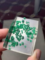 19.15 ct Swat Emerald Rough Lot – Authentic Green Crystals from Pakistan - Image 2