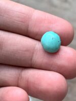 Elegant Afghan Turquoise: 4.75 ct Cabochon Gemstone - Image 2