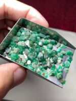 Majestic Raw Green: 54.08 ct Emerald Rough Lot from Laghman — Afghanistan’s Natural Gem Vault - Image 2
