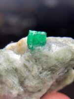 Magnificent 143.70ct Emerald Specimen: A Rare Gem from Swat - Image 3
