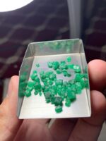 19.15 ct Swat Emerald Rough Lot – Authentic Green Crystals from Pakistan - Image 3