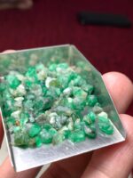 Majestic Raw Green: 54.08 ct Emerald Rough Lot from Laghman — Afghanistan’s Natural Gem Vault - Image 4