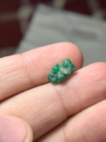 2.72ct Swat Emerald Crystal – A Sleek Natural Gem - Image 5