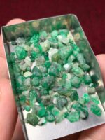 Majestic Raw Green: 54.08 ct Emerald Rough Lot from Laghman — Afghanistan’s Natural Gem Vault - Image 7