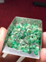 Majestic Raw Green: 54.08 ct Emerald Rough Lot from Laghman — Afghanistan’s Natural Gem Vault - Image 8