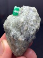 Unveiling the Beauty of a 277.50ct Emerald Specimen from Swat: A Gemstone Masterpiece - Image 2