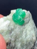 Unveiling the Beauty of a 277.50ct Emerald Specimen from Swat: A Gemstone Masterpiece - Image 8
