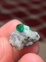 27 Carat Emerald Specimen from Swat – Robust and Well-Balanced Himalayan Crystal - Image 4