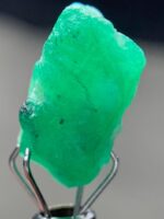 7.23ct Swat Emerald Crystal: Bold Beauty in 13x9x7mm Form - Image 3