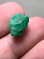 7.23ct Swat Emerald Crystal: Bold Beauty in 13x9x7mm Form - Image 8