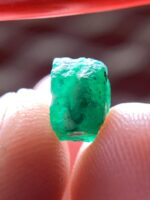 A Striking 2.10 ct Emerald Crystal from Panjshir - Image 4