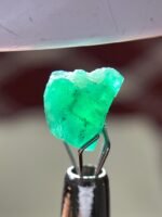 2.54ct Swat Emerald Crystal – A Compact and Lively Green Gem from Pakistan - Image 8