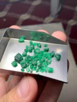 16.90 ct Swat Emerald Rough Lot – A Collection of Untouched Green Treasures - Image 5