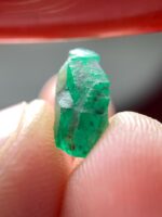 Radiant Simplicity: 1.81ct Emerald Crystal from Swat Valley - Image 6
