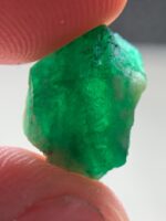 A Rare Beauty from the Mountains: 6.59ct Swat Emerald Crystal - Image 7