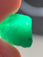 Small in Size, Rich in Beauty: 4.76ct Emerald Crystal from Swat - Image 6