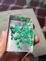19.25 ct Swat Emerald Rough Lot – Authentic Green Crystals from Pakistan - Image 7