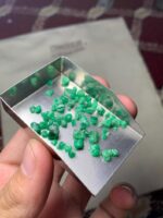 19.25 ct Swat Emerald Rough Lot – Authentic Green Crystals from Pakistan - Image 8