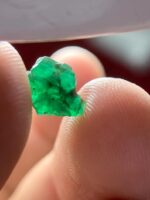 A Glimpse into the Green: 1.95 Carat Emerald Crystal from Swat Valley - Image 3