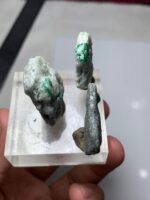 160.67ct Swat Emerald Specimen (33x25x12mm): A Striking Natural Crystal from Pakistan’s Emerald Valley - Image 5
