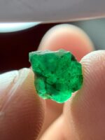 A Glimpse into the Green: 1.95 Carat Emerald Crystal from Swat Valley - Image 5