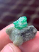A 20.33ct Swat Emerald Specimen: Compact, Balanced, and Naturally Striking - Image 12