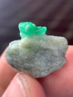 A 20.33ct Swat Emerald Specimen: Compact, Balanced, and Naturally Striking - Image 7