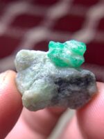 A 20.33ct Swat Emerald Specimen: Compact, Balanced, and Naturally Striking - Image 9