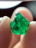 A Glimpse into the Green: 1.95 Carat Emerald Crystal from Swat Valley - Image 9