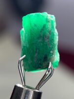 4.93ct Emerald Crystal from Swat: Natural Beauty in  8.83 x 8.85 x 6.41mm - Image 3