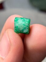 4.93ct Emerald Crystal from Swat: Natural Beauty in  8.83 x 8.85 x 6.41mm - Image 7