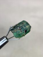 11.50 Carat Afghan Emerald Crystal: Panjshir Gemstone - Image 9