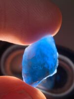 Afghanite in Focus: Spotlight on an 8.25 ct Crystal from Afghanistan - Image 5