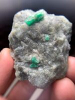 Monumental 340ct Emerald Specimen from Swat Valley - Image 9