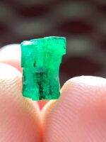 Hidden Depths: 3.35 Carat Swat Emerald Crystal - Image 12