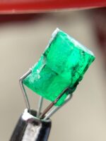Hidden Depths: 3.35 Carat Swat Emerald Crystal - Image 3