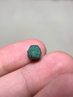 Precision in Nature: 3.15 ct Swat Emerald Crystal (7.90 × 7.31 × 6.07 mm) - Image 3
