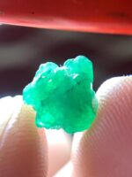 2.56 Ct Swat Emerald Crystal – Compact Symmetry with Natural Balance - Image 11