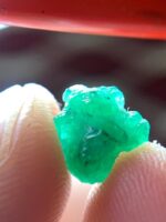 2.56 Ct Swat Emerald Crystal – Compact Symmetry with Natural Balance - Image 5