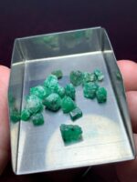 Raw Beauty from Swat: 18.25 ct Emerald Rough Gemstone (7.62 × 5.77 × 5.14 mm) - Image 5