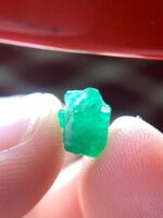 2.56 Ct Swat Emerald Crystal – Compact Symmetry with Natural Balance - Image 6